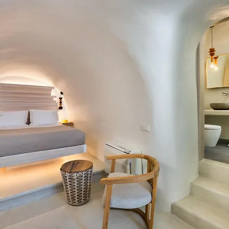 Athina Aperto (adults Only) 3* Fira (Santorini)