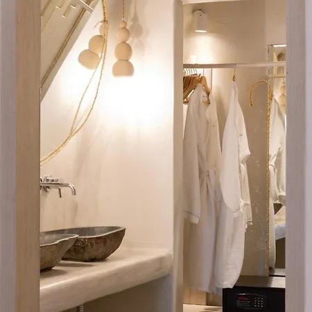 Aperto - Adults Only Hotel Fira (Santorini)