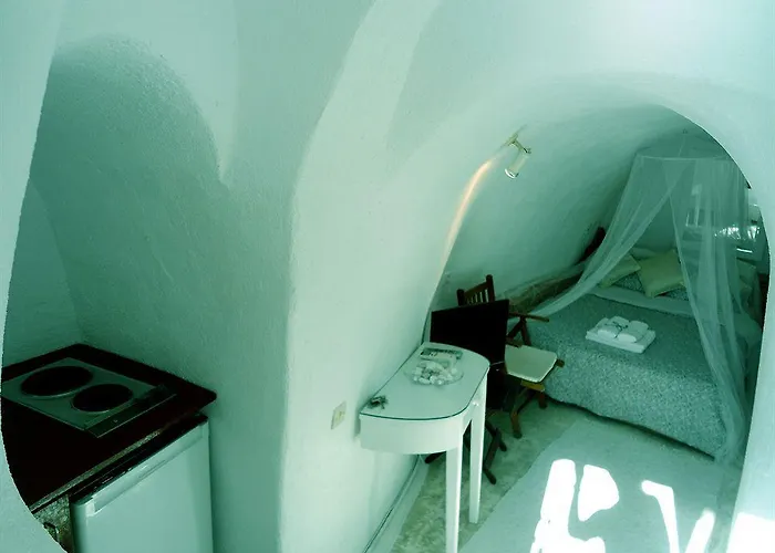 Aperto - Adults Only