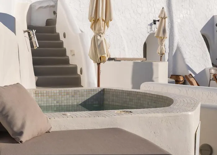 Aperto - Adults Only Hotel Fira (Santorini)