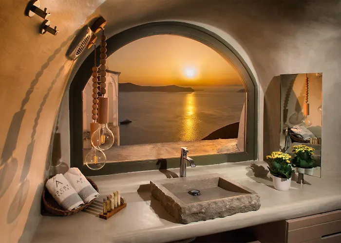 Aperto - Adults Only 3* Fira (Santorini)