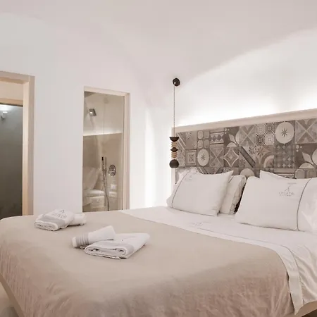 Athina Aperto (adults Only)
