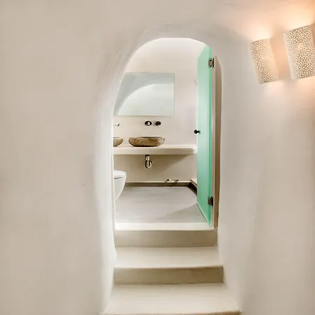 Aperto - Adults Only